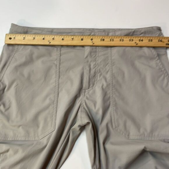 Columbia Taupe Hiking Capris Quick Dry Outdoor Drawstring Hem Women’s Sz 6 - Picture 5 of 8